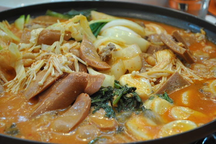 [부대찌개맛집/화곡동 맛집] 신가네부대찌개 공기밥은 무한리필!!