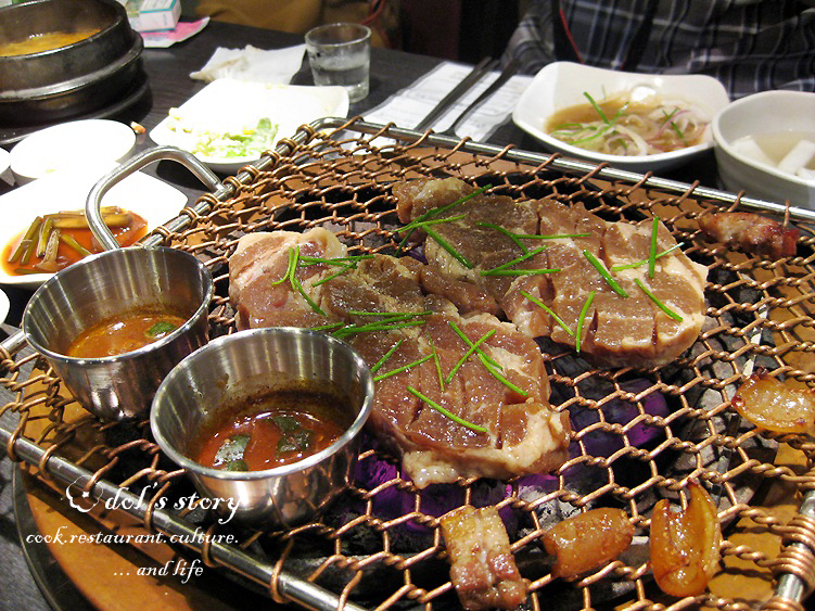 [서울 강남 도곡동/매봉역] 깜돈 : 지리산토담흑돈 - 흑돼지오겹살, 흑돼지양념구이, 매운갈비찜,목살소금구이