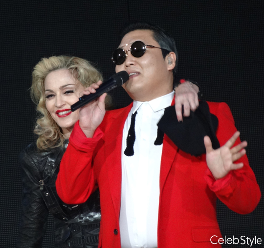 ‘싸이, 마돈나’ 와 부비부비