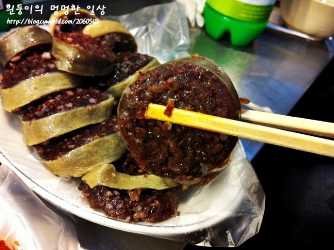 [종로/광장시장 맛집 1] 손가락보다 두꺼운 떡볶이와 팔뚝만한 순대,마약김밥이 있는 곳 <광장시장>