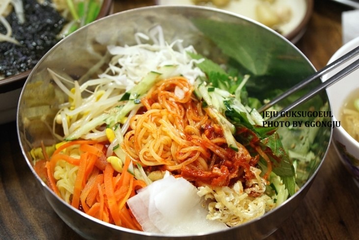 제주공항 근처 맛집 비빔국수가 맛있는 국수고을