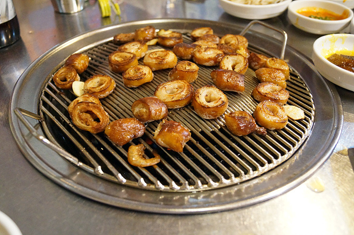 [부산괘법동맛집] 꿀돼지문현곱창 - 문전성시 곱창집