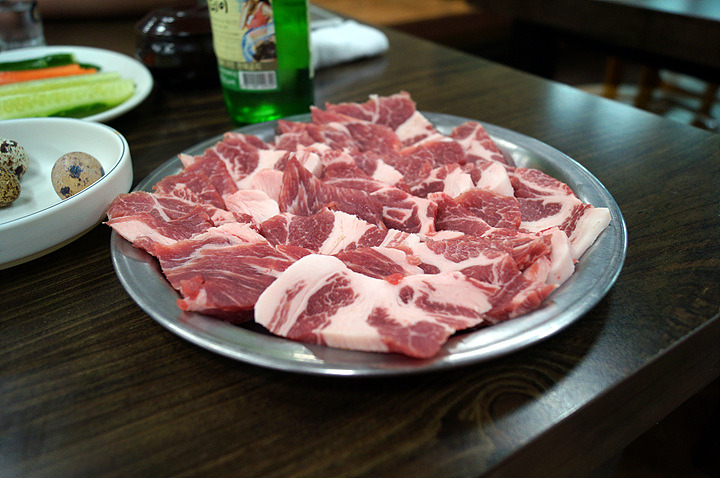 [부산서면맛집] 게눈 감추듯이 사라지는 목살과 된장찌개 ~ 산성목살