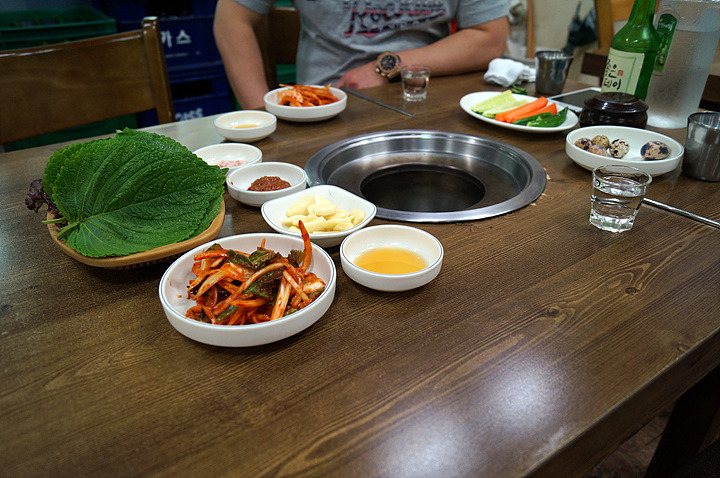 [부산서면맛집] 게눈 감추듯이 사라지는 목살과 된장찌개 ~ 산성목살