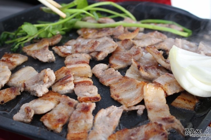 대구화원미나리 록군미나리하우스에서 삼겹살 촵촵~