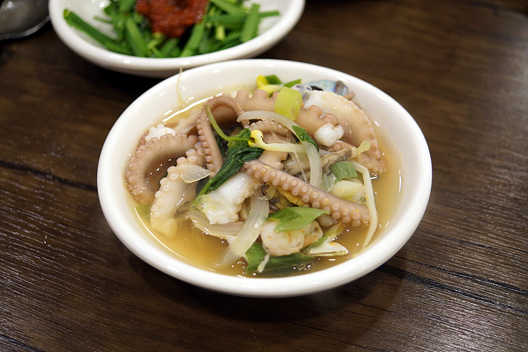 [부산맛집/범일동맛집] 오륙도낙지 - 보양음식 해물연포탕