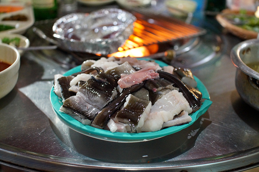 [부산맛집/청사포맛집] 노란마후라 - 부산 장어구이 맛집