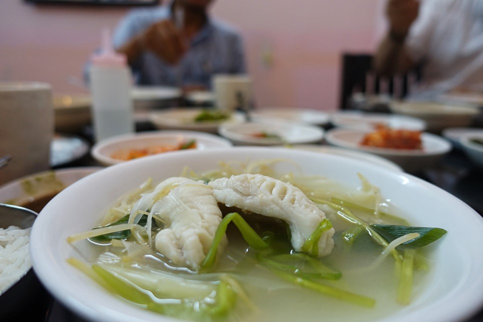 베트남(호치민) 장기 출장 중인 분들을 위한! 호치민(호찌민) 한인식당~ 마산아구찜에서 파는 복지리탕!