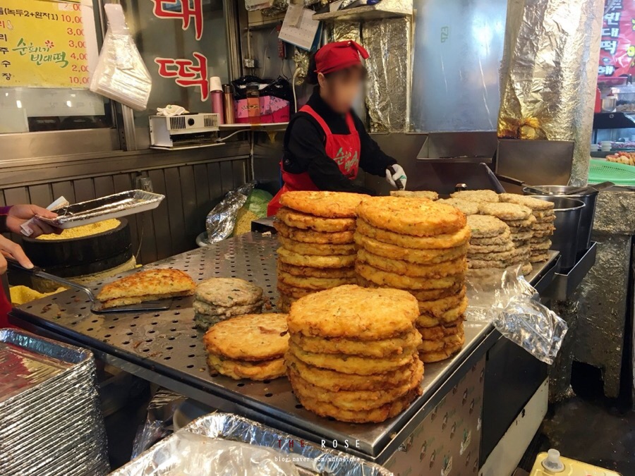 광장시장 먹거리 녹두빈대떡 & 육회 맛집을 찾아서