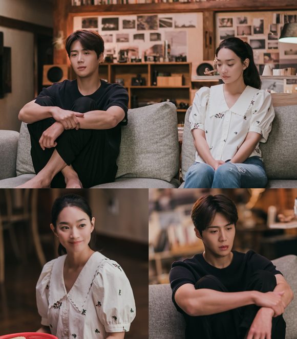 tvN 토일드라마 '갯마을 차차차' 15회에서 두식의 과거가 밝혀질 예정이다. 이 과거가 '식혜 커플'에 어떤 영향을 미칠지 시청자들의 관심이 쏠리고 있다. /tvN 제공