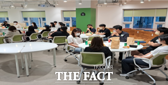 û鿡   ϴ ûб  25  ġ . нƸ    . / 