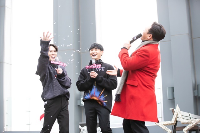 ũ 15 ũ ĳѰ ' ũ'  ϸ Ȱ õ ɾ. Ŀ ũ Ը ̺Ʈ ҵ  ٴ ȹ̴. /ƾƮ 