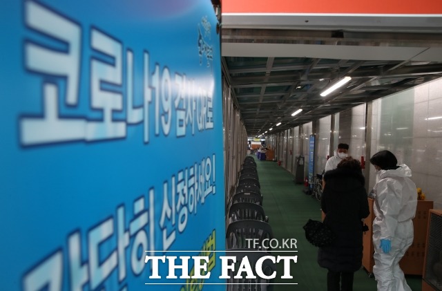  ڷγ19 ű Ȯڰ 66953 ߻ߴ.    ҿ ù ˻縦 ޱ  ڵ  ް ִ./ý