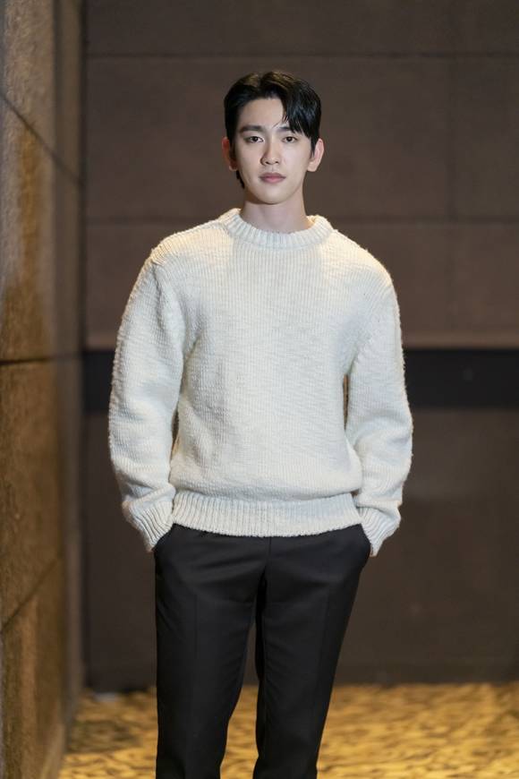 ¹ÚÁø¿µÀº 'Å©¸®½º¸¶½º ij·²'¿¡ °üÇØ \