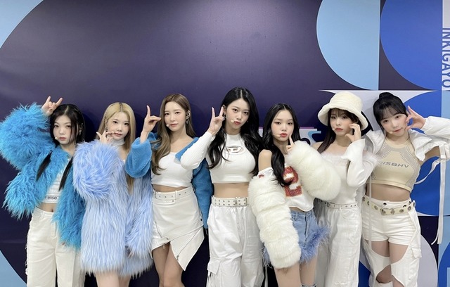 °É±×·ì Ŭ¶ó¾¾°¡ '2022 MBC °¡¿ä´ëÁ¦Àü'¿¡¼ À强±Ô¿Í ÇÔ²² ¹«´ë¸¦ ÆîÄ£´Ù. /M25 Á¦°ø