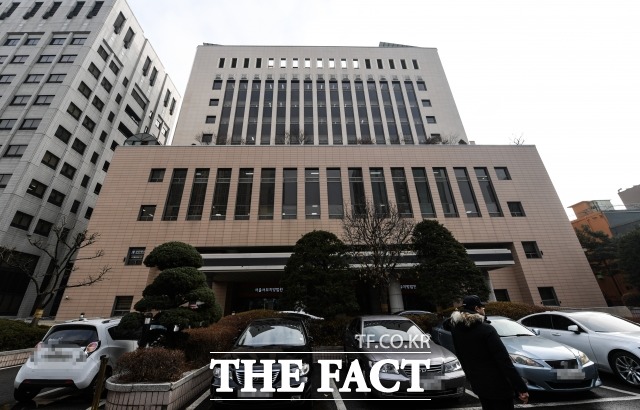 ���ο��� �Һ��� ���� �ýñ�縦 ������� ������ ������ �� ������ �� ���Ǹ� �޴� 70�� ���簡 �׼ҽɵ� ���� �ǰ��� �޾Ҵ�. /����ƮDB