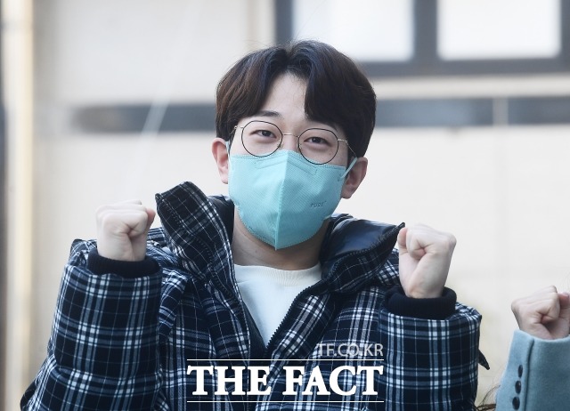 2�� ���� ��۵� TV���� ���̽���Ʈ��2-���ο� ������ ���ۡ����� �ڼ����� ���� 2�� 1:1 ������ġ�� ���� 13��2 ǥ���� ũ�� �¸��ߴ�. /�̵��� ����