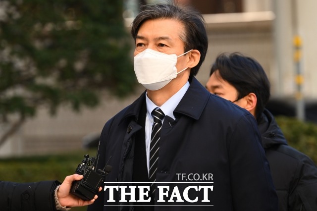 ���� �񸮿� ���� ���� ��Ȥ�� �޴� ���� �� ������ ����� ������ 12�� 2�� ���� ���� ���ʱ� �����߾������������ ���� 1�� ��ɰ��ǿ� �⼮�ϰ� �ִ�. /����ȣ ����