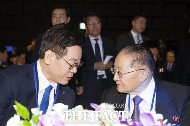 2018�� 11�� ���� ���ƽþ��������ȭ ������ ���� ������ȸ������ ����� ��� ��⵵���簡 ������ ���� ����������ȭ�� ��������� ��ȭ�ϰ� �ִ�./����=��⵵