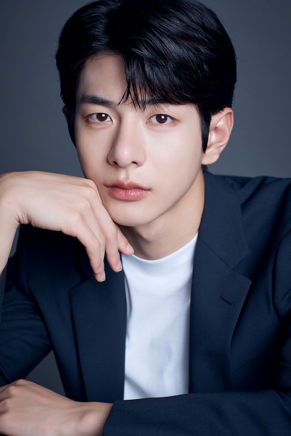׷ ϵ(Golden Child) ֺ   'Ǹ ΰŽ' ֿ ȣ  ĳ Ȯߴ. /︲θƮ 