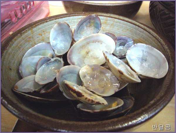 청학동 항아리칼국수(수원시/남창동)...황태와 바지락으로 우려낸 감칠 맛나는 칼국수...