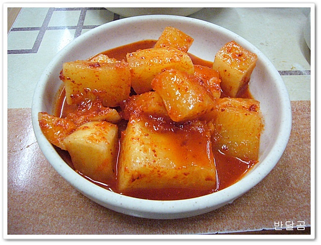 화서 왕족발, 순대국(수원시/화서동)...재래시장의 넉넉한 인심이 살아있는 집...