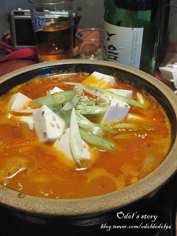 [서울 상수역] 게이와 품절남 - 실내포차? - 통골뱅이,삼겹살김치찌개
